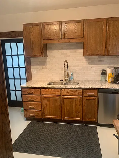 2 bed, 1000 sqft, $1,600 — Photo 3