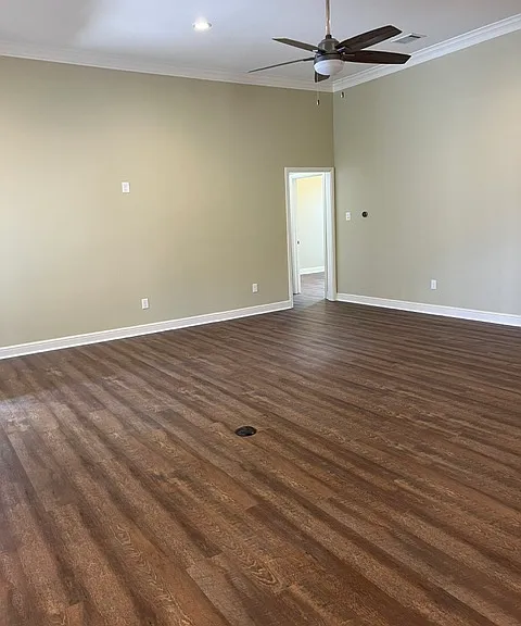 12600 Plassmeyer Pl — Photo 4
