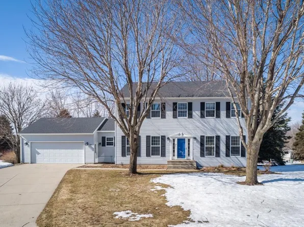 914 Saint Andrews Pl NE, Owatonna, MN 55060