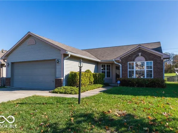 8433 Crosser Dr, Indianapolis, IN 46237