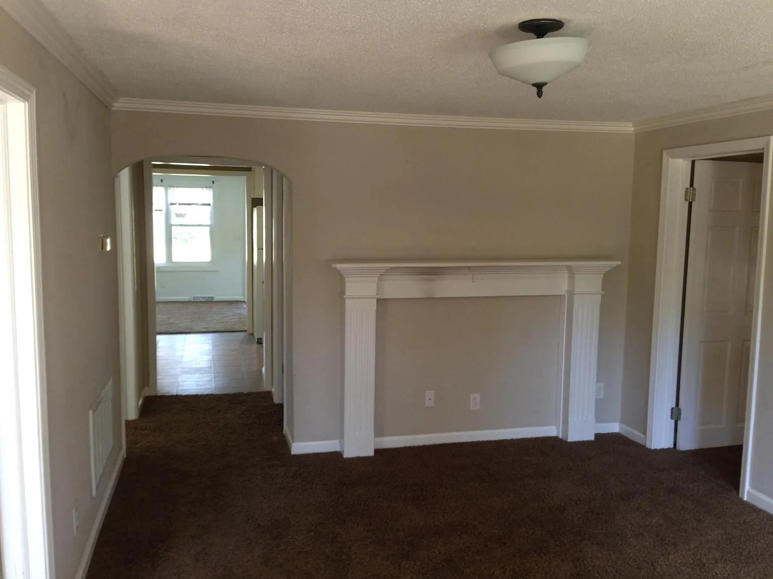 3 bed, 1215 sqft, $1,625 — Photo 4