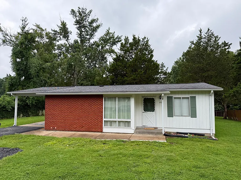 812 Kehrs Mill Rd — Photo 15