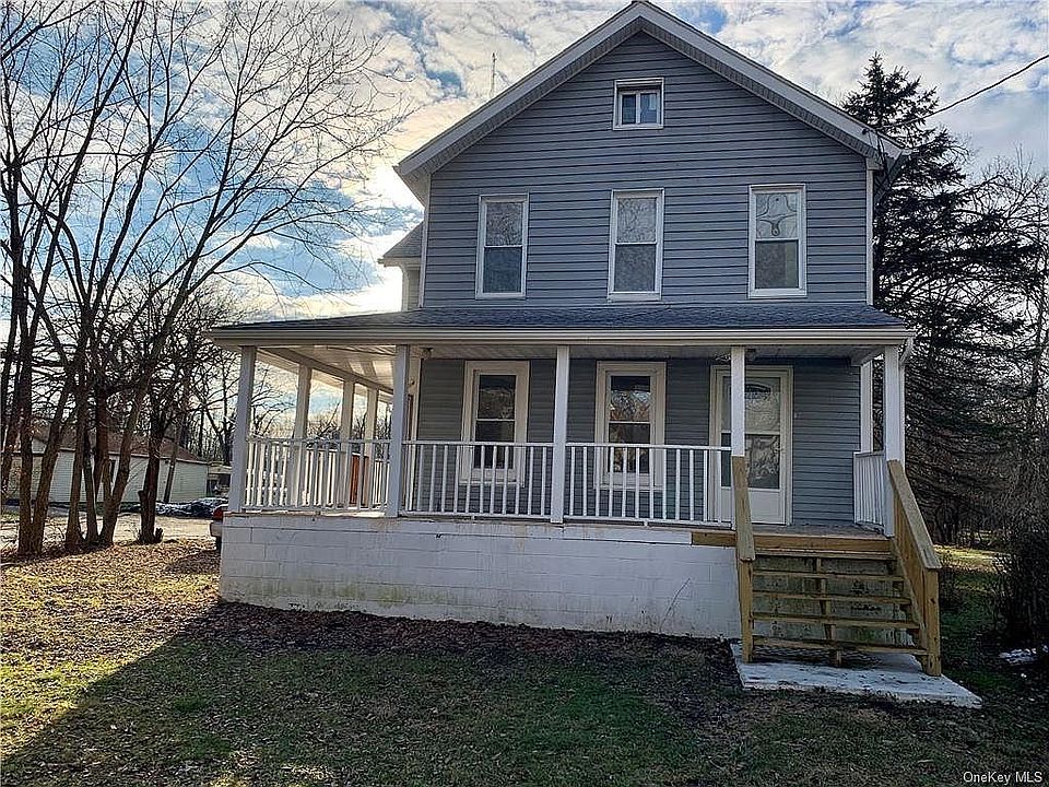 1st image of 2431 Monhagen Ave