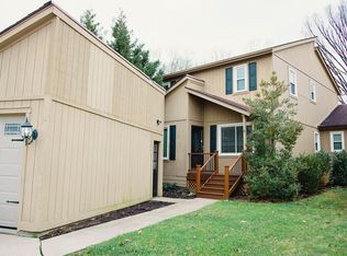 1051 Chinoe Rd, Lexington, KY 40502