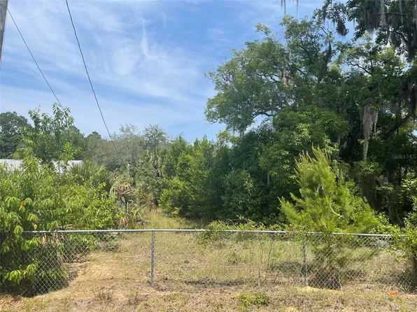 5180 Pacific Ave #8, Spring Hill, FL 34607