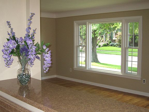 2nd image of 15736 Jonas Ave