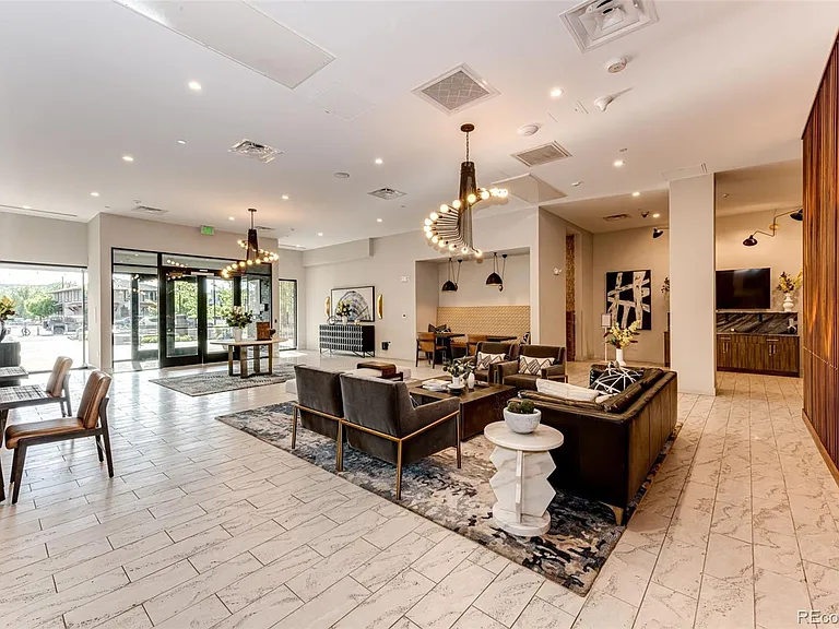 20 Wilcox St #717 — Photo 4