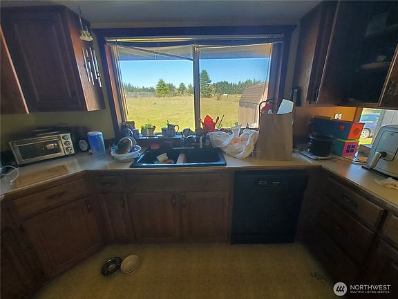 4th image of 4924 165th Lane SW