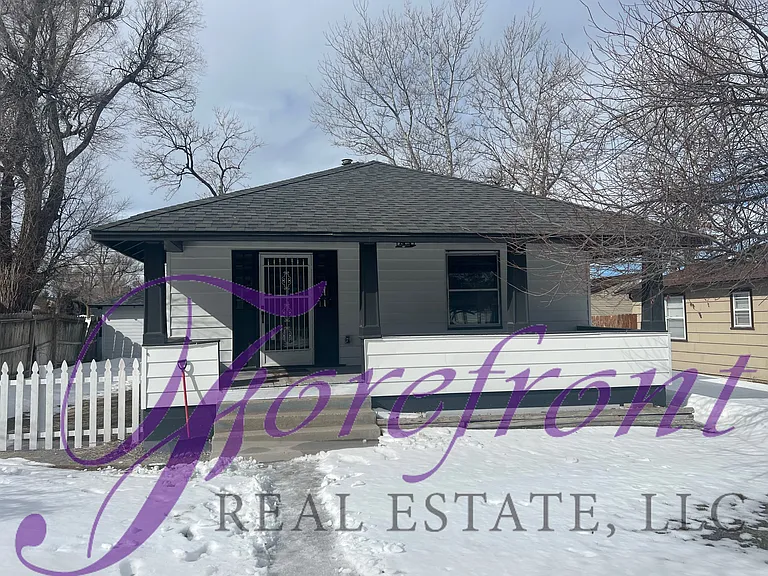 232 S Kenwood St — Photo 1