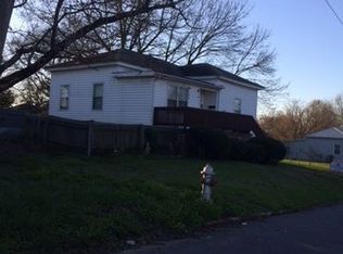 39 Holly St, Great Falls, SC 29055