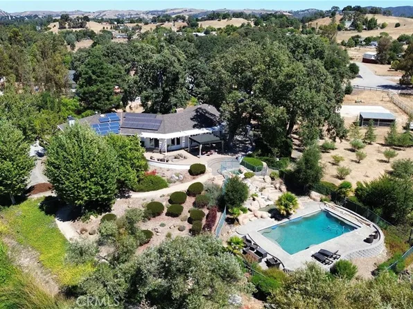 8189 San Dimas Rd, Atascadero, CA 93422