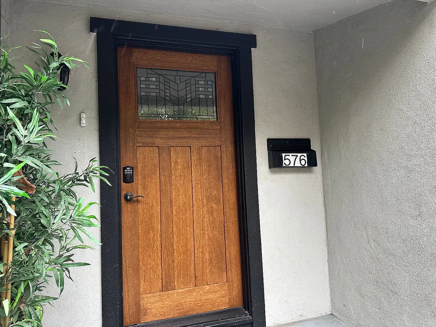 2 bed, 1200 sqft, $4,950 — Photo 3