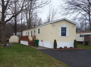 36 Bramblewood Rd, Clark Mills, NY 13321