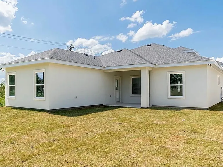 1424 W Franklin Ave — Photo 11