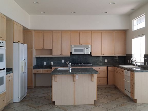 4th image of 5455 Vista Terrace Ln