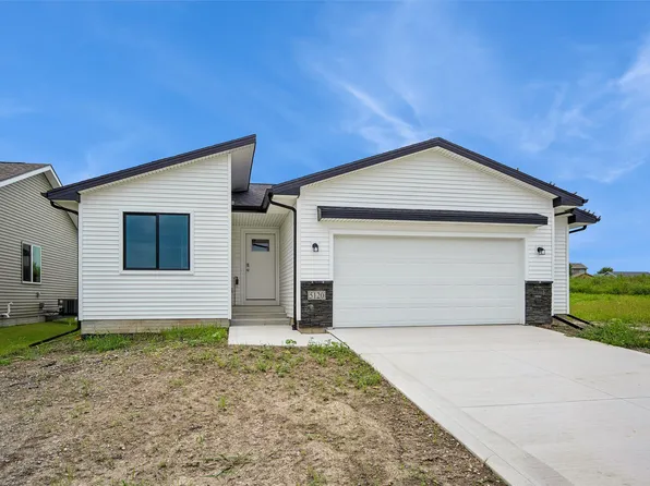 5120 Synergy St, Van Meter, IA 50261