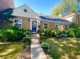 1436 Grey Ave, Evanston, IL 60201