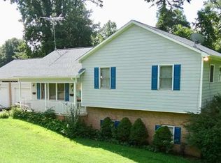 5 Cline Dr, Granite Falls, NC 28630