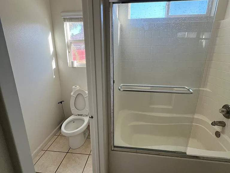 4323 Exmoor Ct — Photo 16