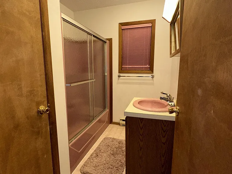 130 Lakeview Ter — Photo 14