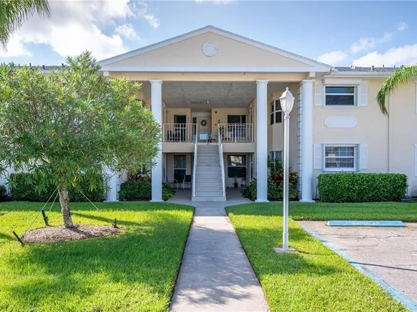 675 W Lake Jasmine Cir Unit 675-206, Vero Beach, FL 32962