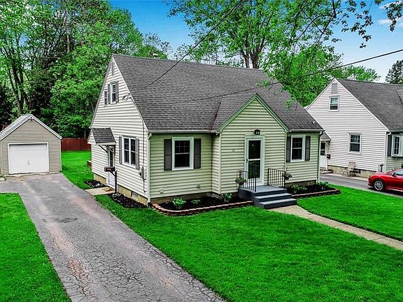 2nd image of 171 Hamlin Ave
