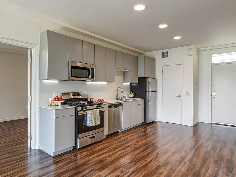 4801 Shattuck — Photo 29