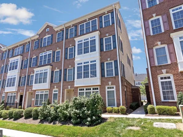 4679 Eggleston Ter #242, Fairfax, VA 22030