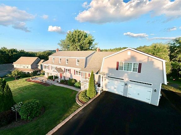 2nd image of 7 Mount Vernon Dr