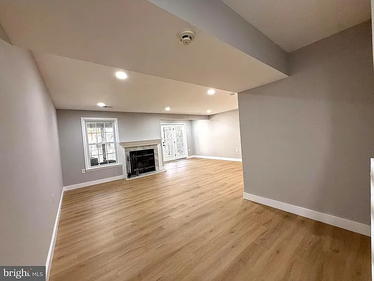 5836 Apsley House Ct — Photo 14