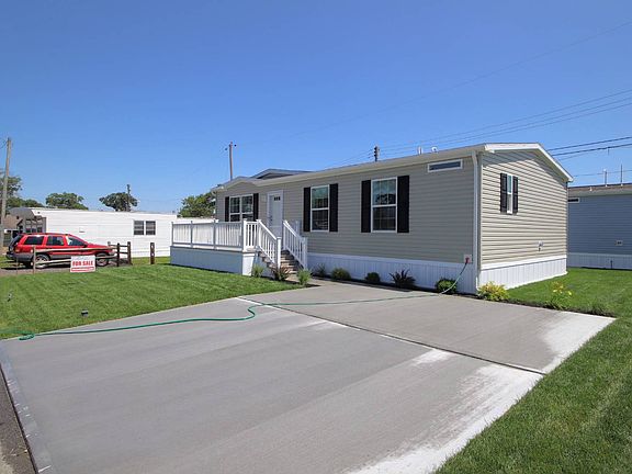 3rd image of 20 Higbee Ave