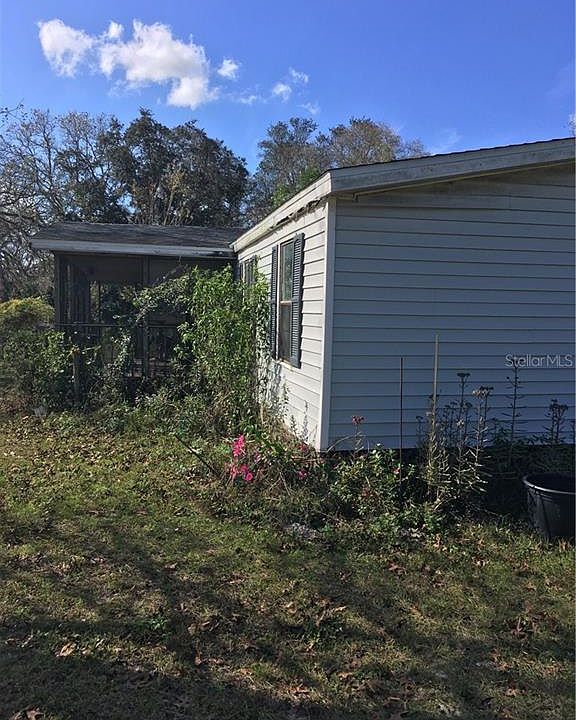 2nd image of 15611 Larry Rd
