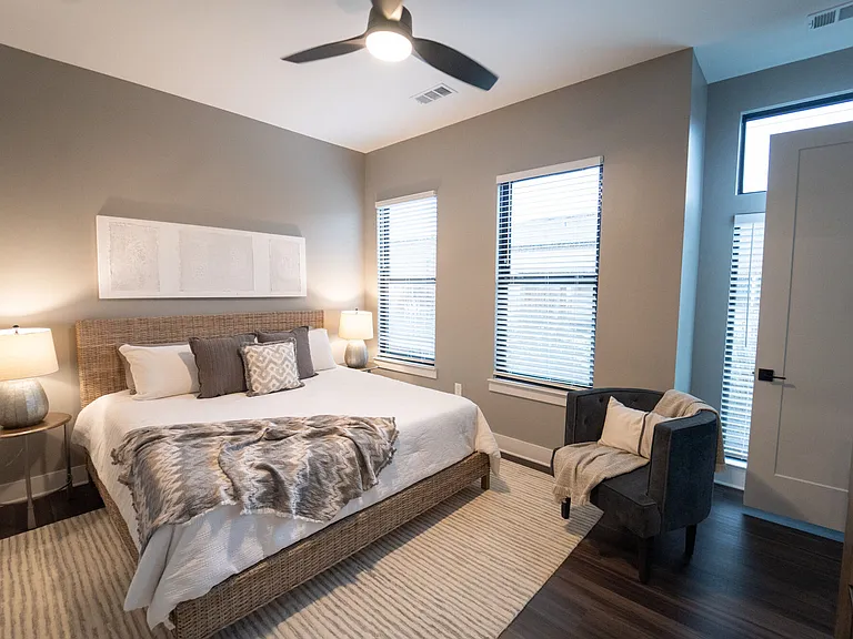 Chandler Residences — Photo 28