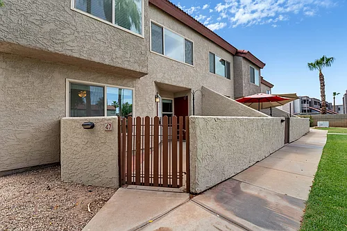 2040 S Longmore Photo 1