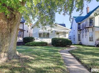 512 2nd Ave S, Clinton, IA 52732