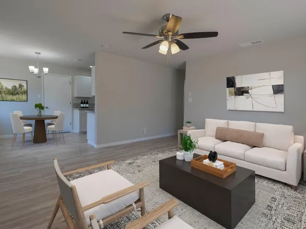 44 Fairview Ave, Gustine, CA 95322