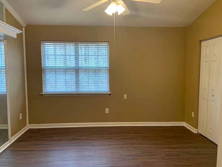 3703 Winborne Ln — Photo 8