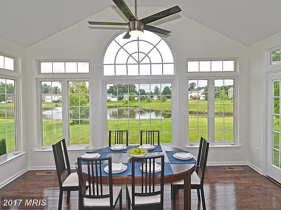 Dining room with gorgeous view