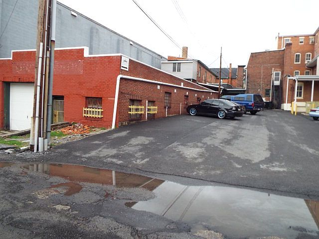 2nd image of 30-36 Market St #7