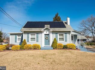 406 E Walnut Rd, Vineland, NJ 08360