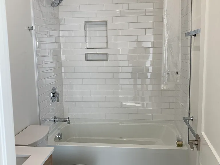28 Courtney St — Photo 6