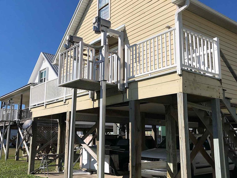 2nd image of 1477 Sandpiper Ln