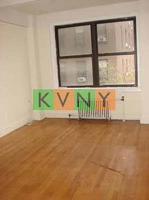 Rented by KVNY Soho | media 1