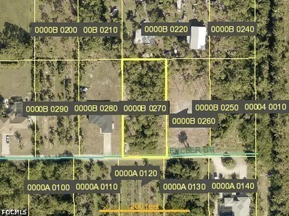 6242 Fuller Dr, Bokeelia, FL 33922