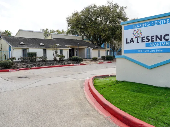 La Esencia Apartments