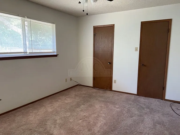 2019 Dickens Dr — Photo 8