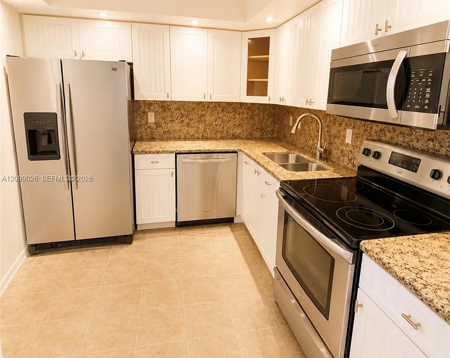 500 Three Islands Blvd #L25