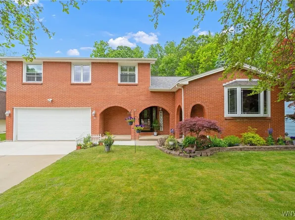 1100 E Robinson St, North Tonawanda, NY 14120