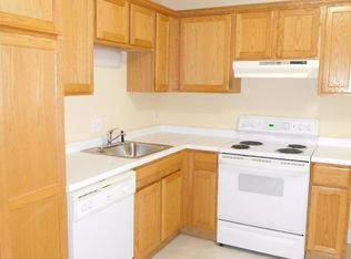 77 Crescent St #12MM, Waltham, MA 02453