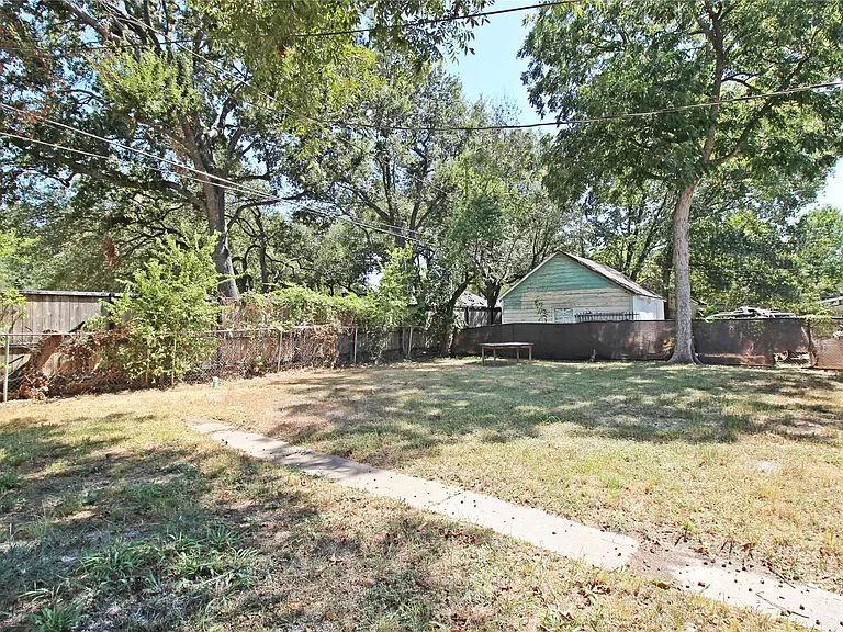 7509 Elm St — Photo 17